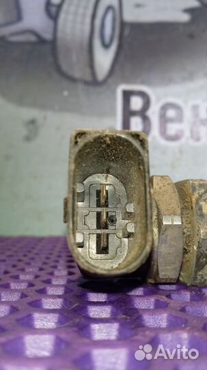 Рейка топливная (рампа) BMW X5