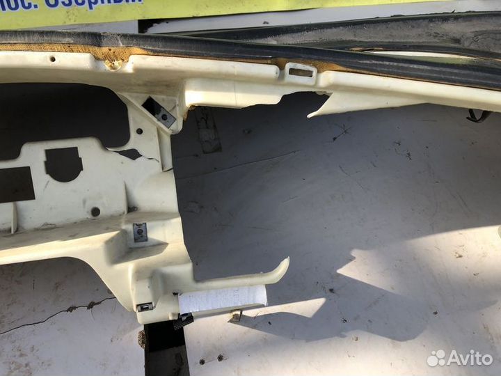 Торпедо Hyundai Grand Starex