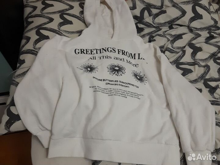 Толстовка женская с капюшоном