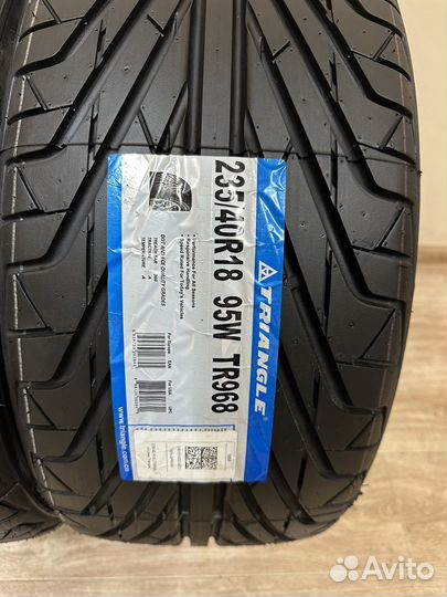 Triangle TR968 235/40 R18 97Z