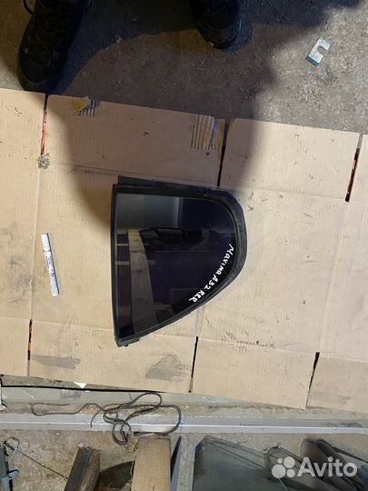Форточка задняя правая Nissan maxima A32