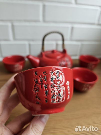 Китайский красный чайный сервиз 