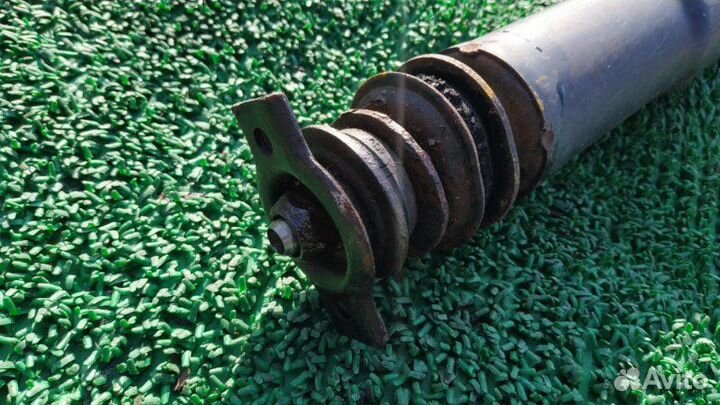 Амортизатор зад. Toyota Land Cruiser Cygnus, Land