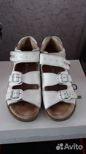Продам Ортопедические босоножки для девочки размер