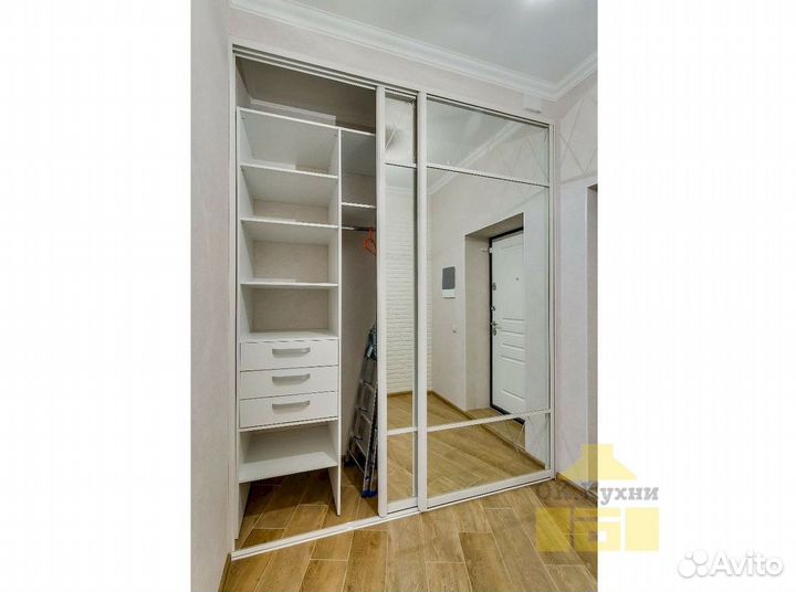 Стенка в гостиную