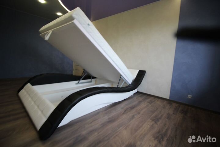 Кровать двухспальная 180 200 