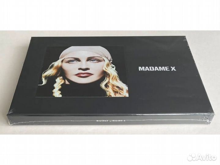 Madonna Madame X Box CD+Tape+Vinyl+tatto+poster