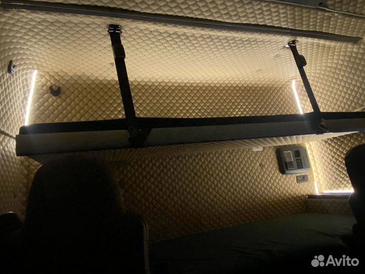 DAF 95XF430 с полуприцепом, 2011