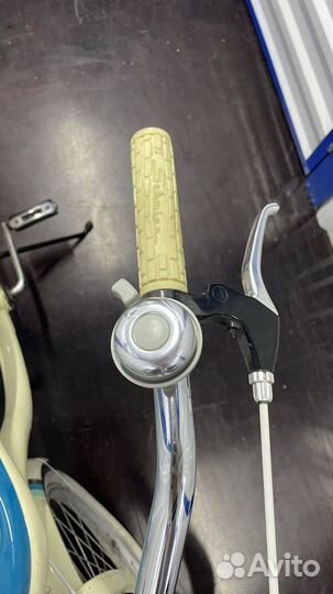 Велосипед женский Schwinn Hollywood