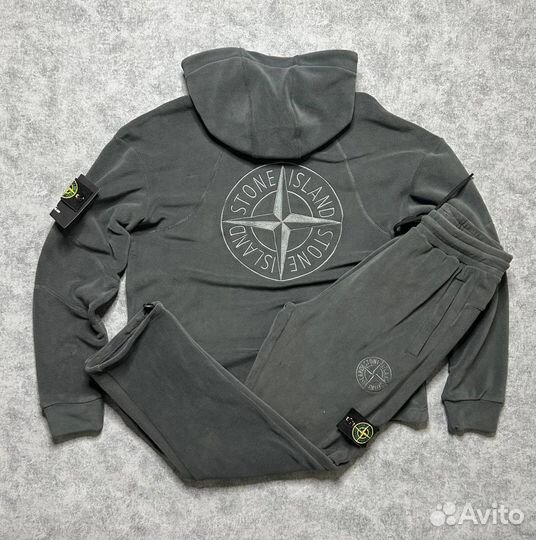 Спортивный костюм Stone Island