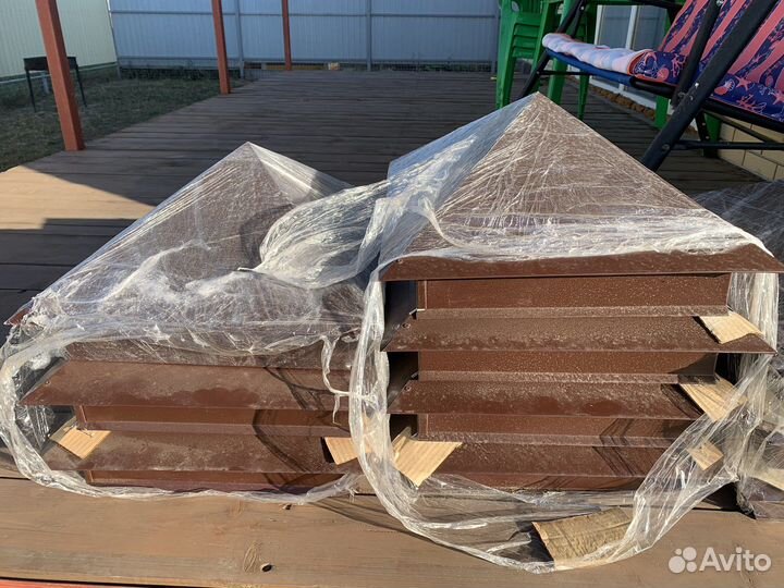 Колпаки на столбы забора