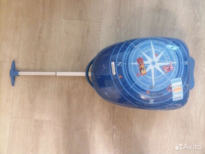 Чемодан на колесах детский бу