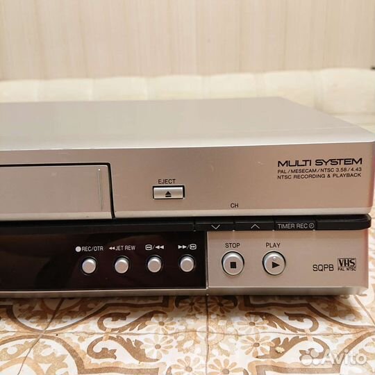 Видеомагнитофон Panasonic NV-hv60ee.HI-FI