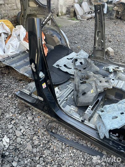 Порог со стойкой правый Toyota rav4 40