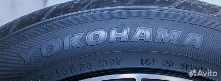 Yokohama Parada Spec-X 255/50 R20 109V