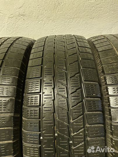 Pirelli Scorpion Ice&Snow 215/70 R16 100T