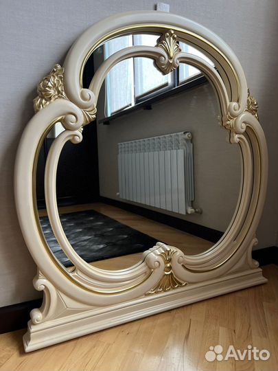 Зеркало для спальни, гостиной, холла