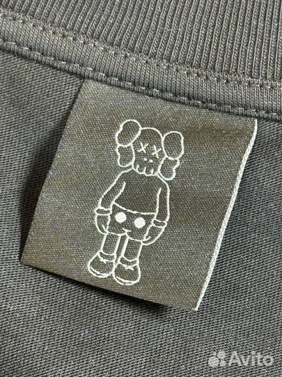 Футболка Off White x Kaws (Премиум)