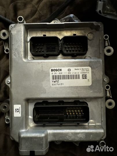 0281020111 bosch блок управления впрыском топлива