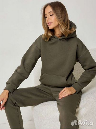 Костюм женский новый