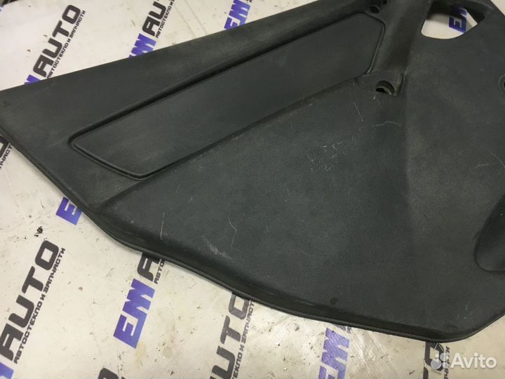 Обшивка двери задней левой Лада Гранта