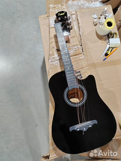 Акустическая гитара 377