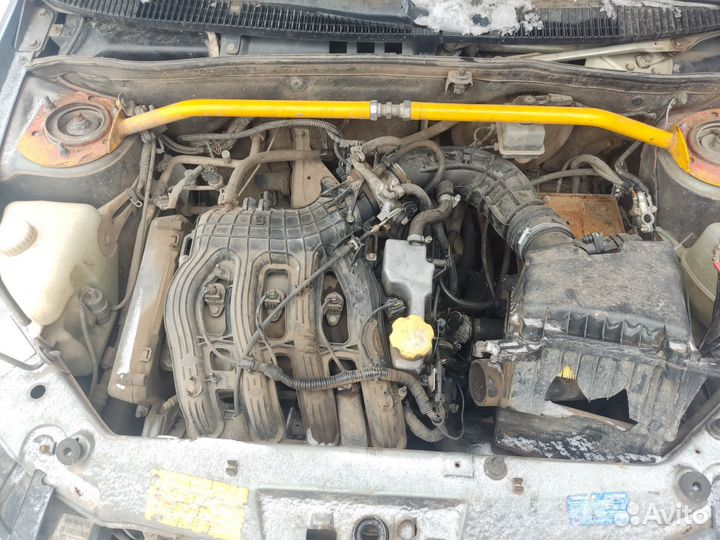 В разборе лада калина 1,6 люкс