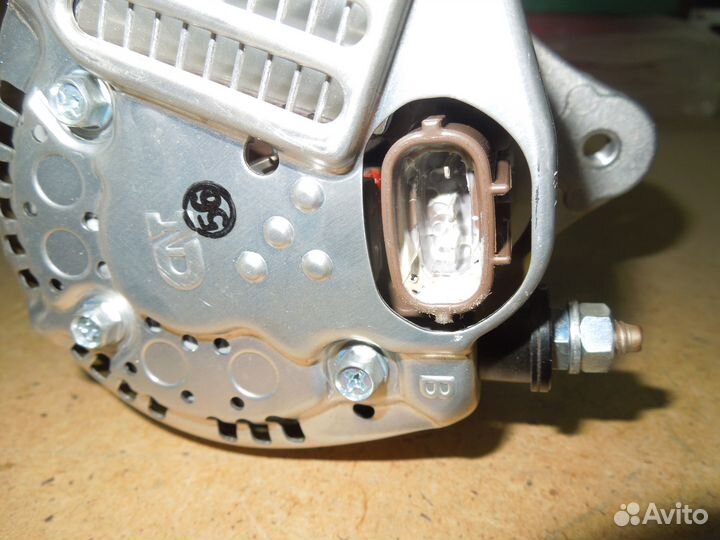 Генератор denso 12V 40A