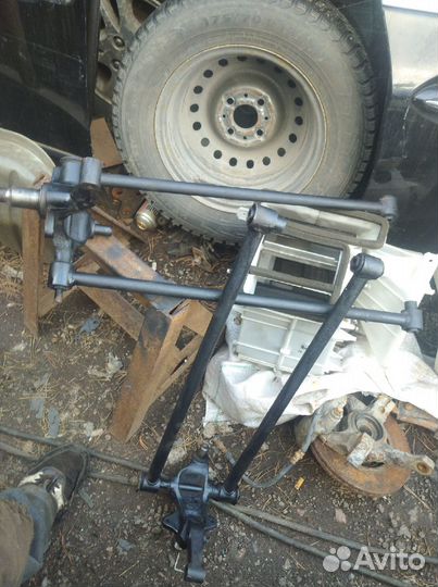 Задний рычаг Mazda 323 BA 94-98 г любой кузов