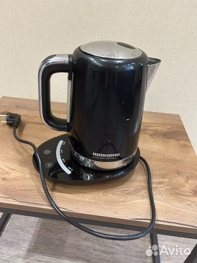 Чайник электрический redmond