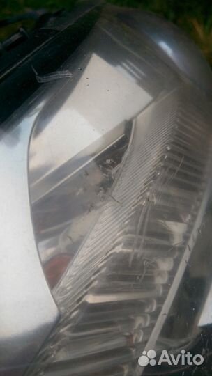 Фара на Субару