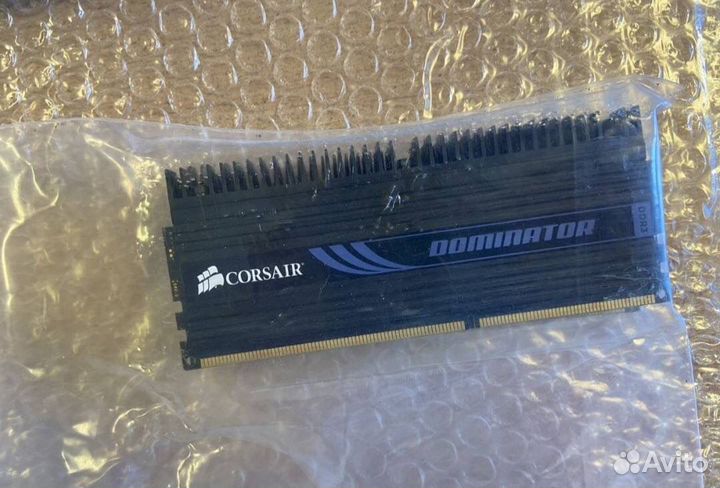 Оперативная память Corsair Dominator 6Gb (3*2Gb)