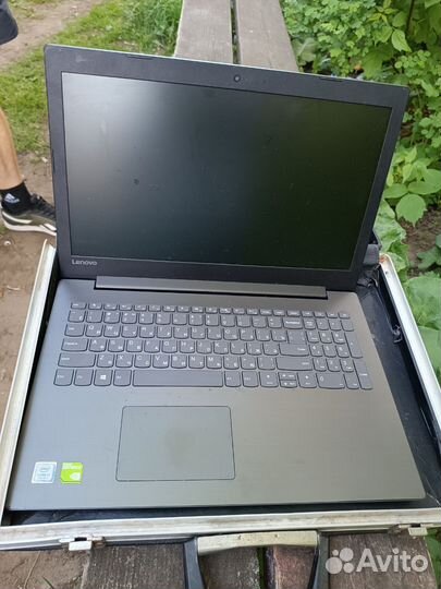 Ноутбук lenovo