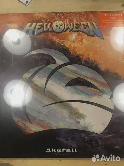 Helloween – Skyfall