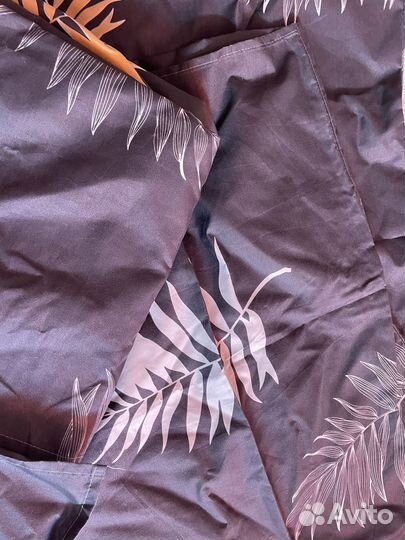 Постельное белье 1.5 новое