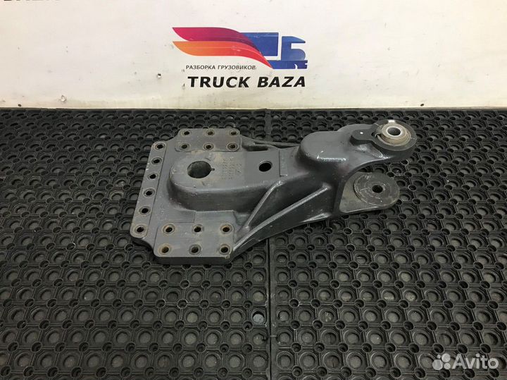 Кронштейн полурессоры задней