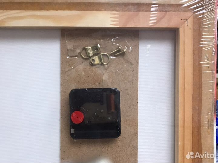 Часы настенные