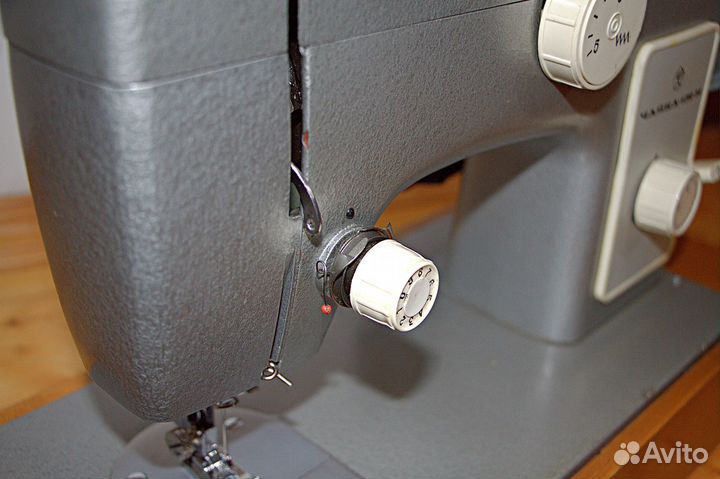 Швейная машинка Чайка 132м, видео