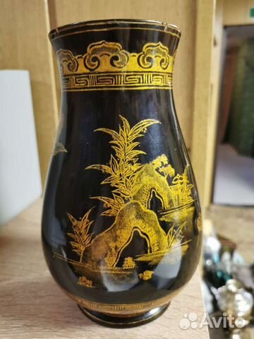 Ваза дерево, лак. Вьетнам