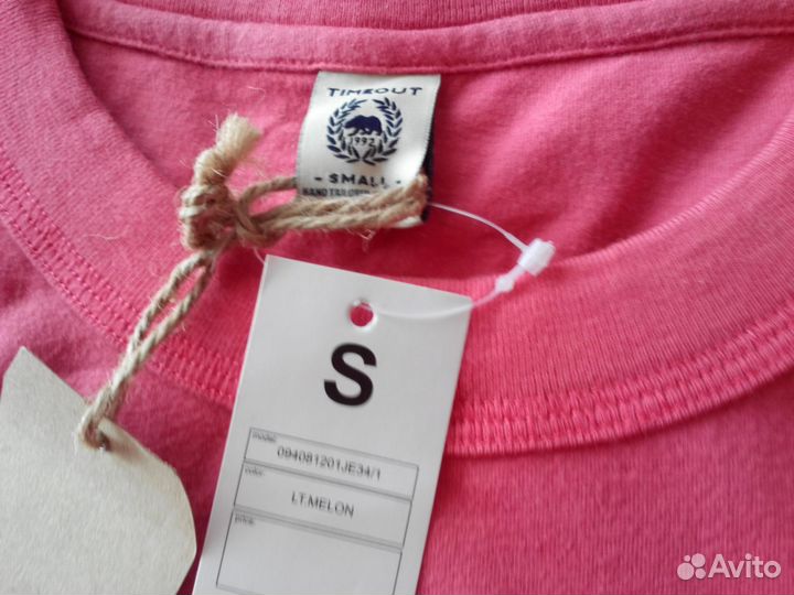 Новая оригинальная женская футболка timeout