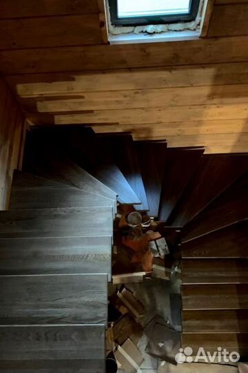 Лестница в коттедж