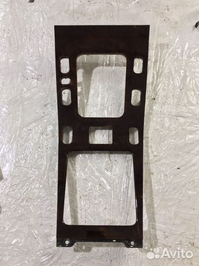 Дерево на центральный подлокотник w163