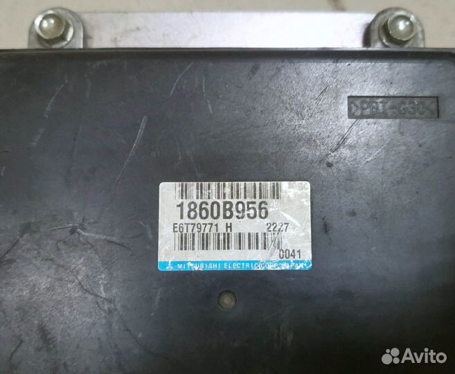 Блок управления двс Mitsubishi Outlander GF
