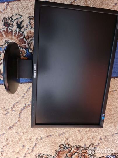 Монитор Samsung 19 дюймов