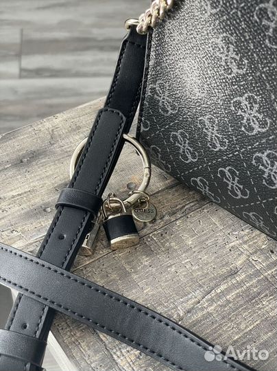 Сумка женская Guess Borsa Tracolla оригинал