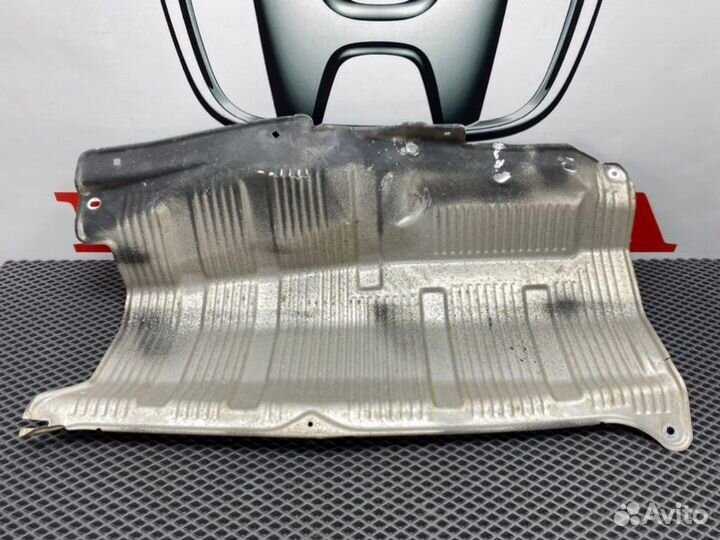 Тепловой экран выхлопной трубы Honda Accord 7 CL