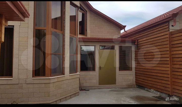 Дом 300 м² на участке 3 сот.