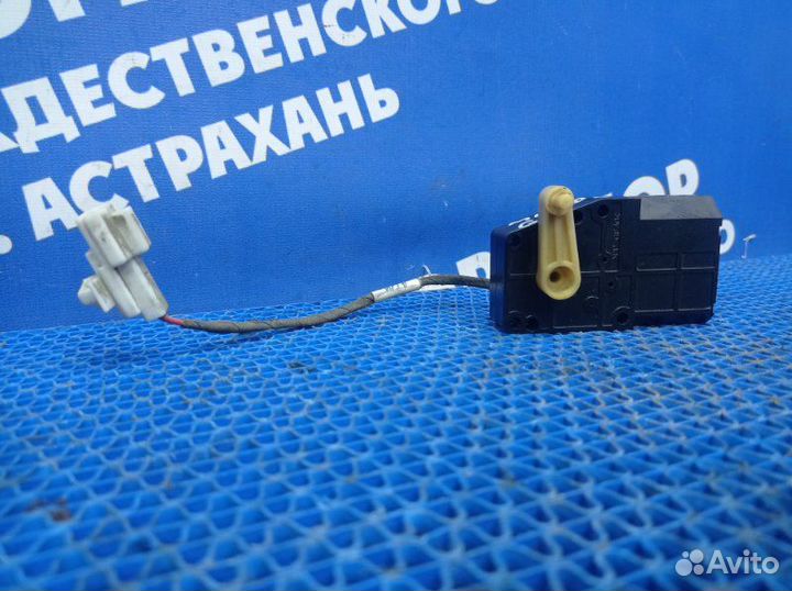 Моторчик заслонок отопителя Mazda 6 Gg седан AJ