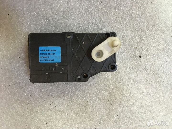 Моторчик привода заслонок отопителя