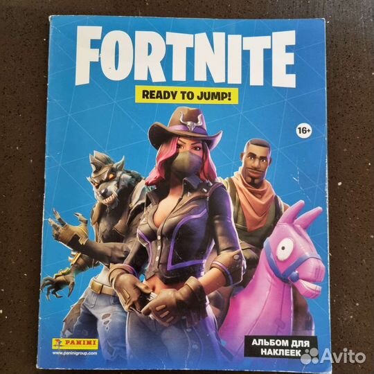 Альбомы для наклеек Fortnite Panini